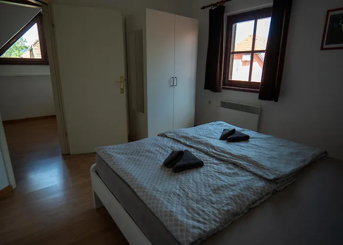 Daire 47 Sara, Terme Catez *