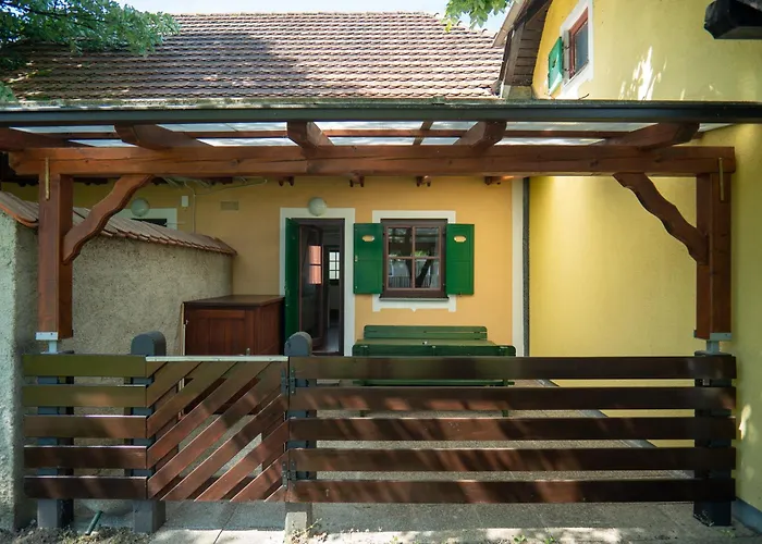 47 Sara, Terme Catez